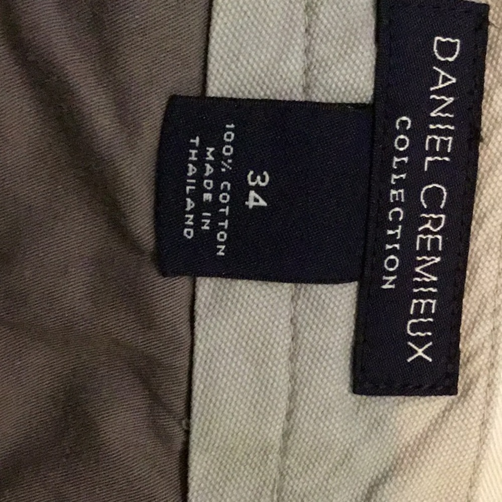 Mens Tan shorts. Size 34 - Picture 3 of 6